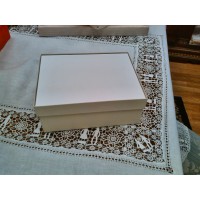 Sberry-001-Medium Box- White